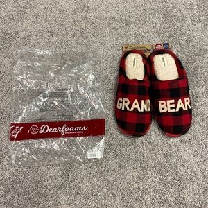 Dearfoams Grand Bear slippers. Women’s size 13-14 or Mens size 11-12